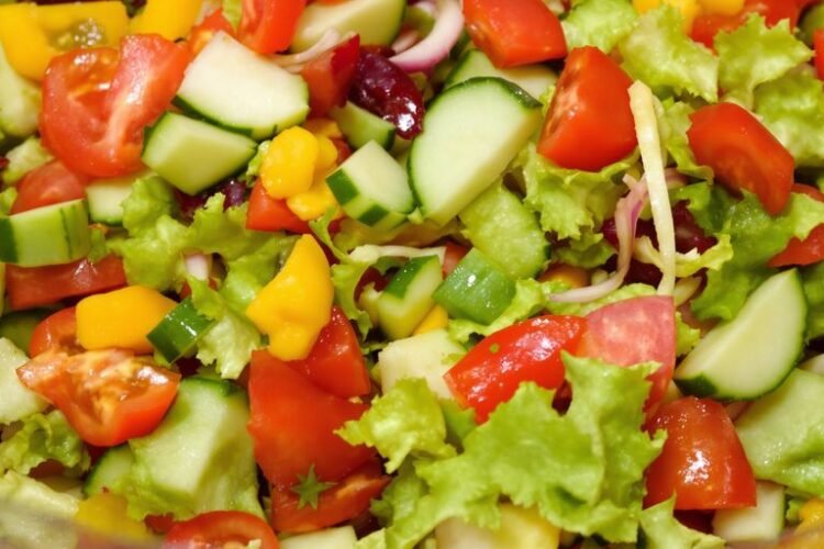 Colorful vegetarian salad with fresh vegetables.