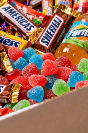 Box of American sweets and drinks